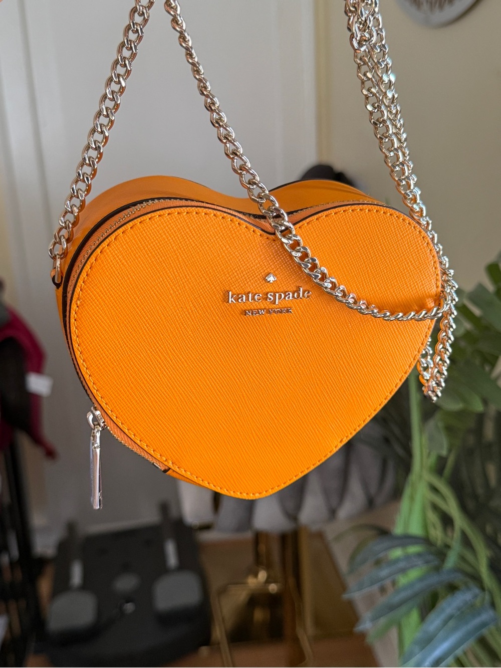 kate spade bright orange love shack heart shaped crossbody with gold chain